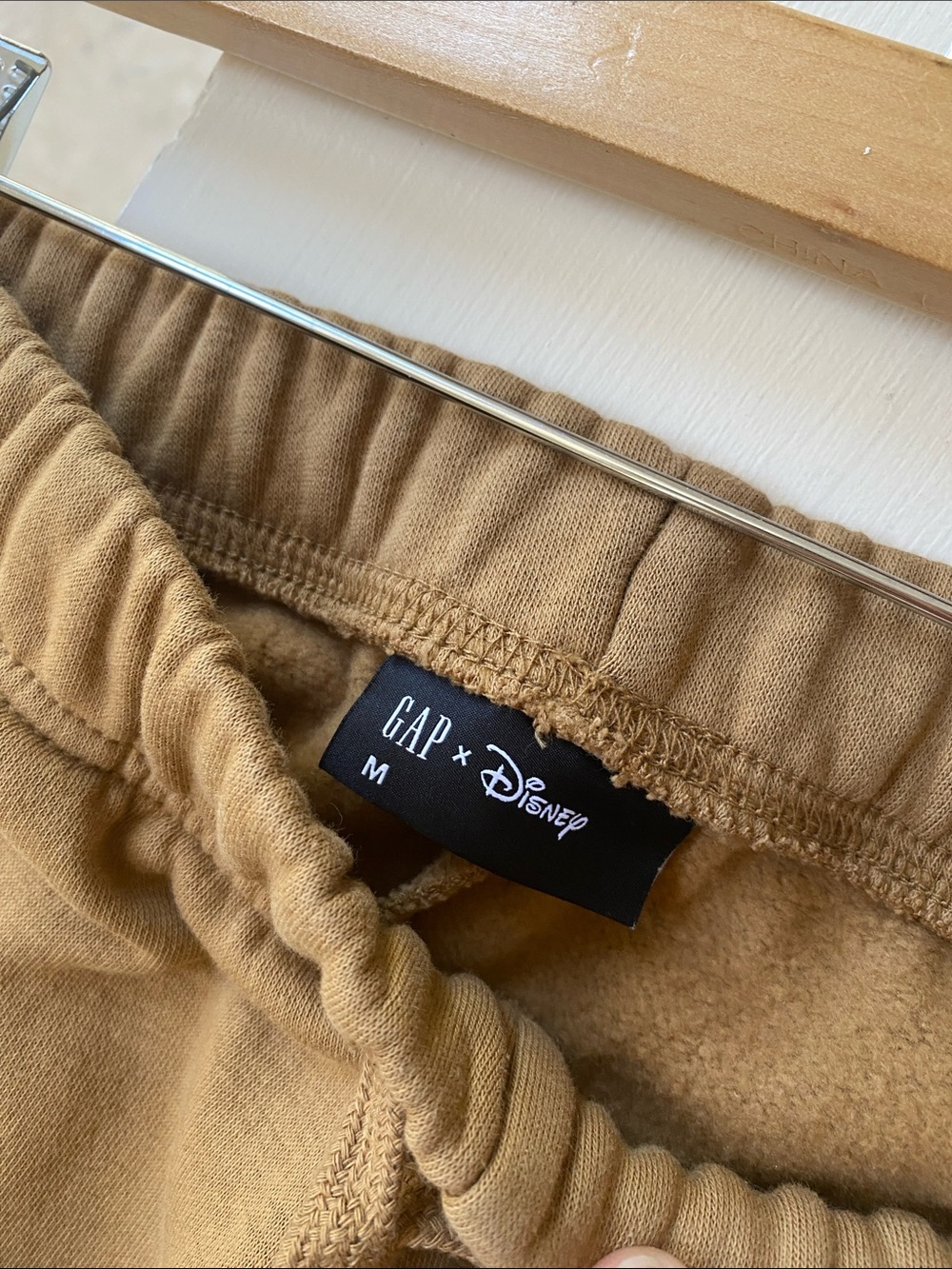 DISNEY GAP Sweatsuit Sweatshirt Sweatpants - Picture 8 of 14
